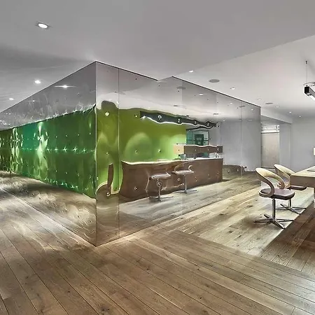 Schwarzer Adler - Adults Only 4* Кіцбюель