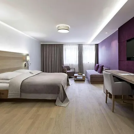 Schwarzer Adler - Adults Only 4* Kitzbühel