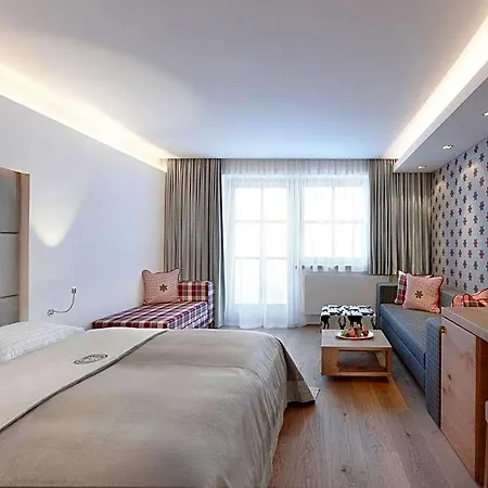 Schwarzer Adler - Adults Only 4* Kitzbuhel