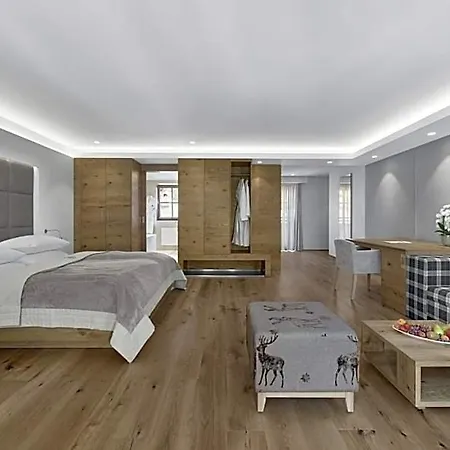 Schwarzer Adler - Adults Only 4*