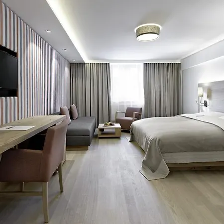 Schwarzer Adler - Adults Only 4* Kitzbuhel