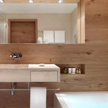 Schwarzer Adler - Adults Only Hotel