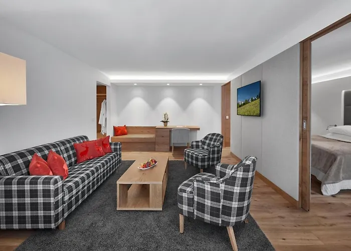 Schwarzer Adler - Adults Only 4* キッツビュール