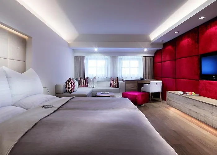 Schwarzer Adler - Adults Only 4* キッツビュール